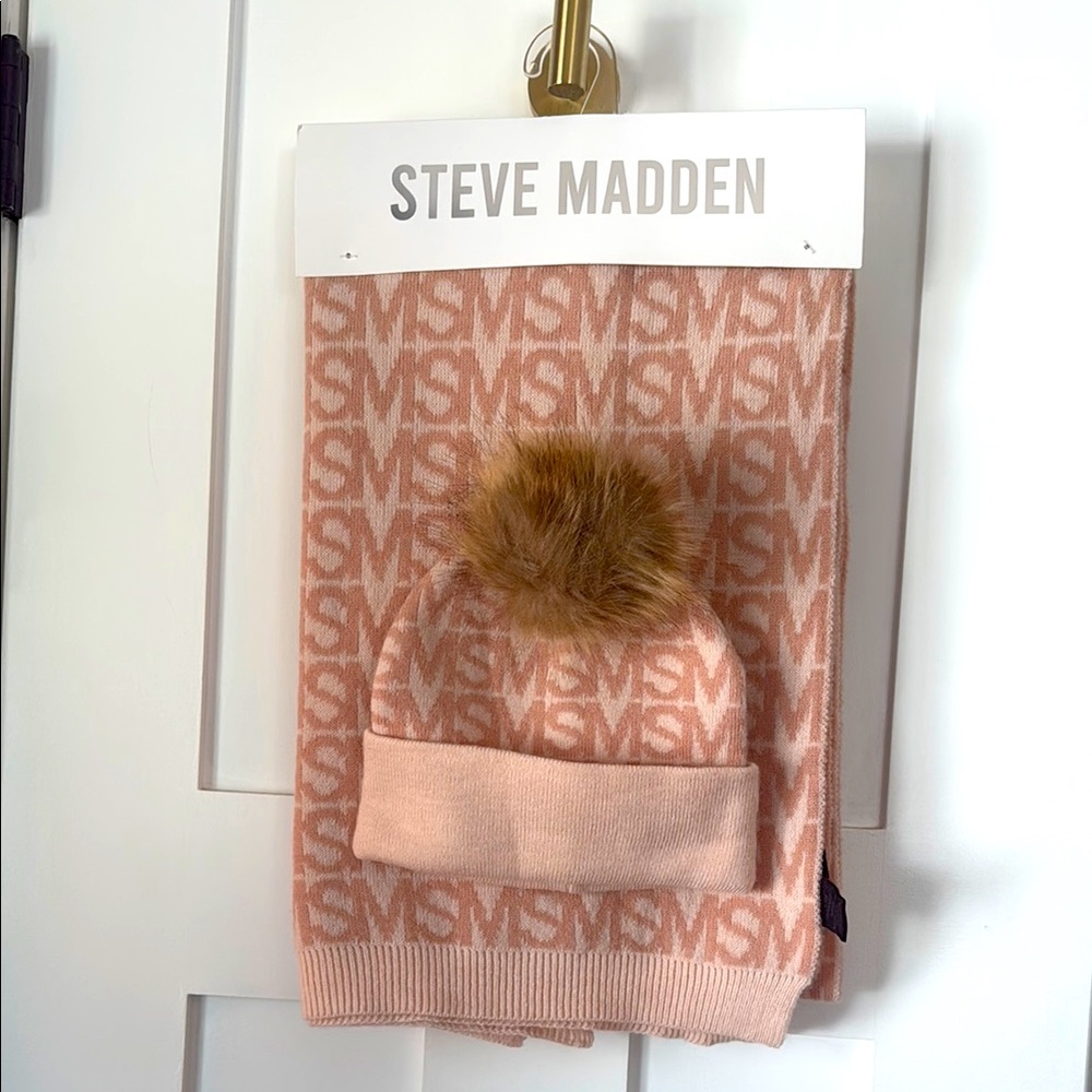 Steve Madden Pink Logo Pom Beanie & Scarf Set Super Soft OS